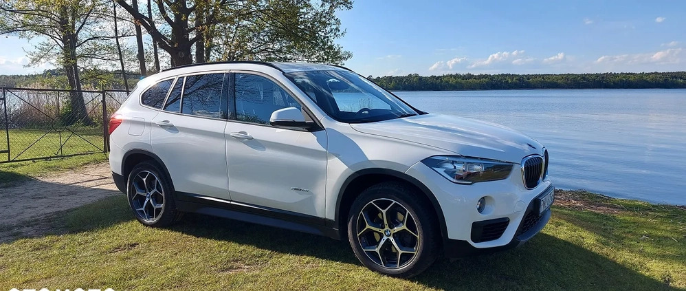 BMW X1 cena 87900 przebieg: 73120, rok produkcji 2018 z Wolsztyn małe 211